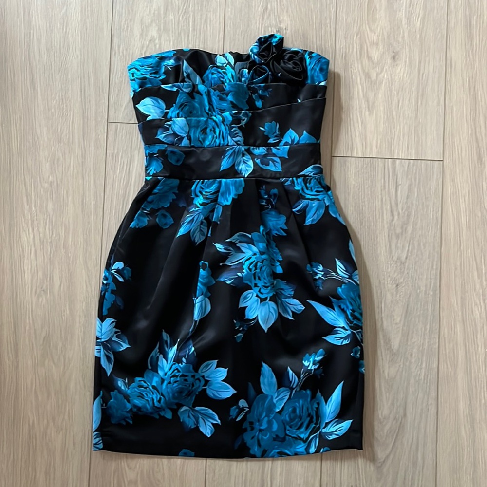 Teeze Me size 3 strapless formal dress